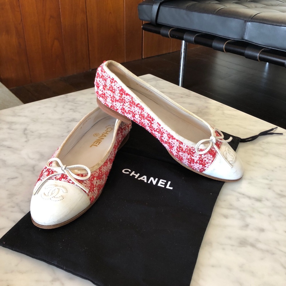 Authentic Chanel tweed with sequins ballerinas